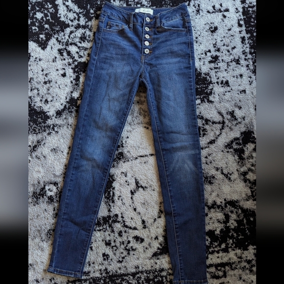 KanCan Women's 24 High Rise Button Fly Distressed Super Skinny Jean Dark Wash - Picture 4 of 10